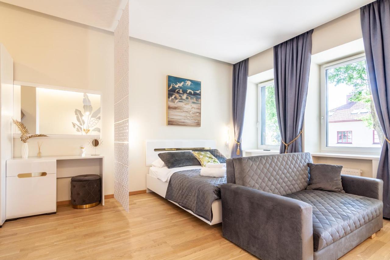 Central Square Apartments Паланга Екстериор снимка
