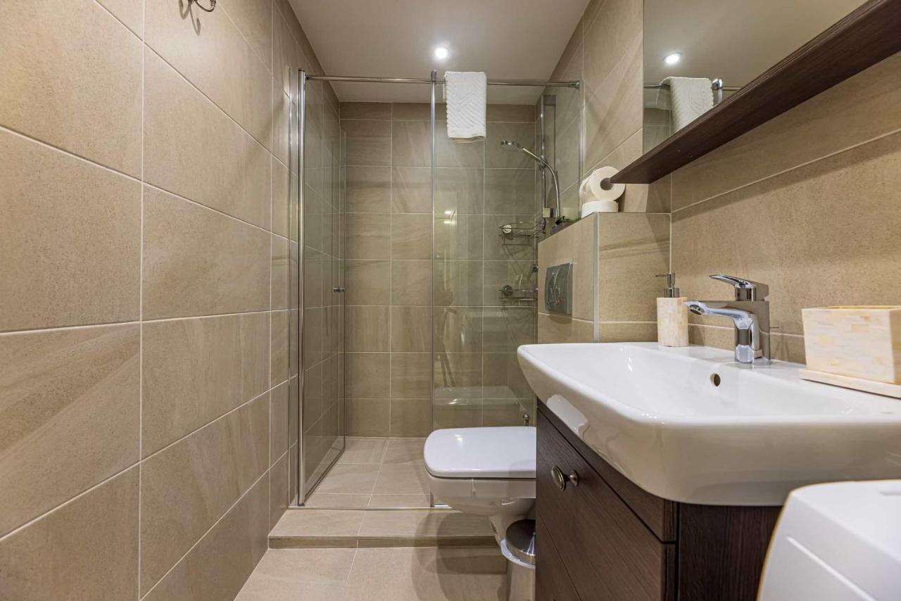 Central Square Apartments Паланга Екстериор снимка