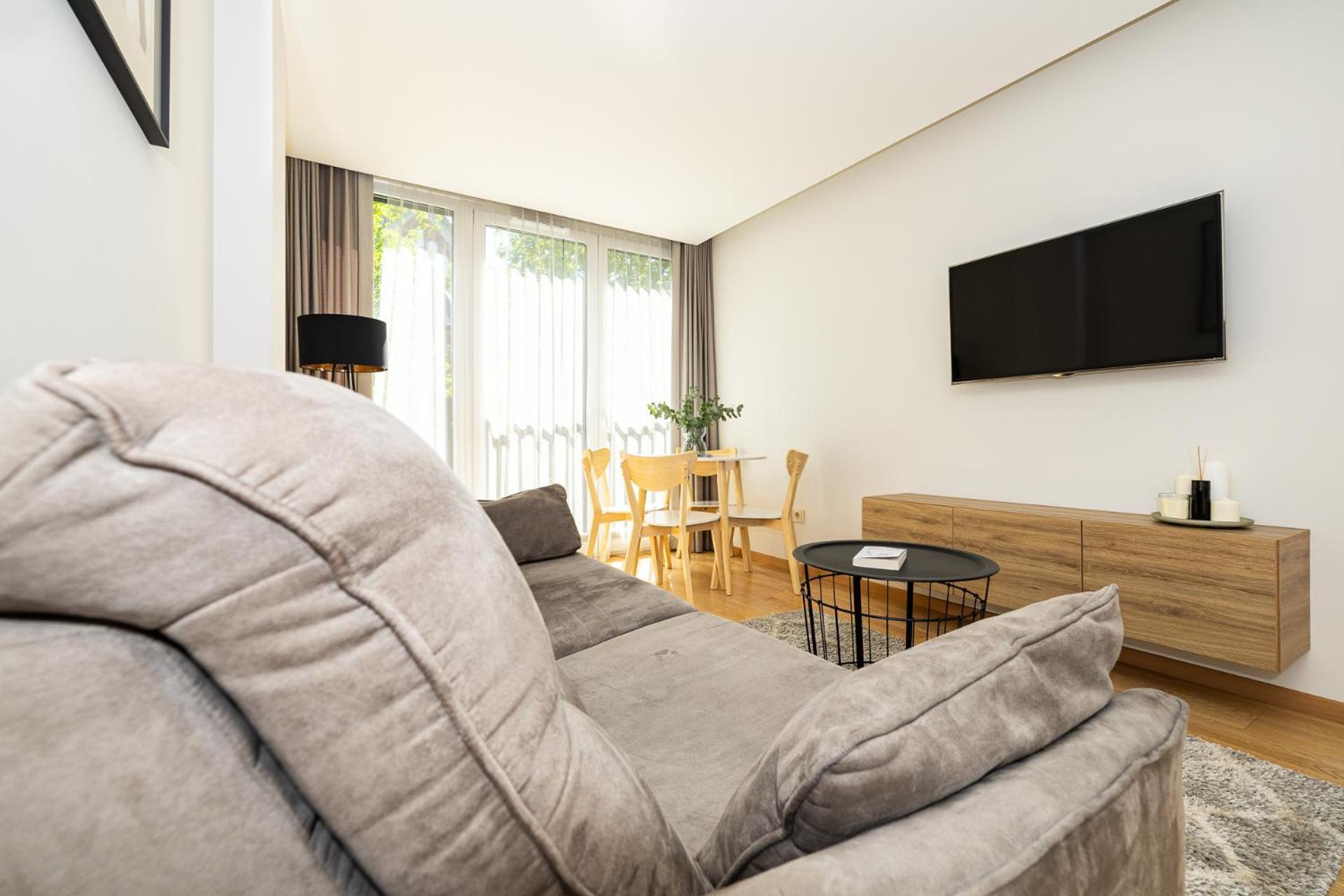Central Square Apartments Паланга Стая снимка