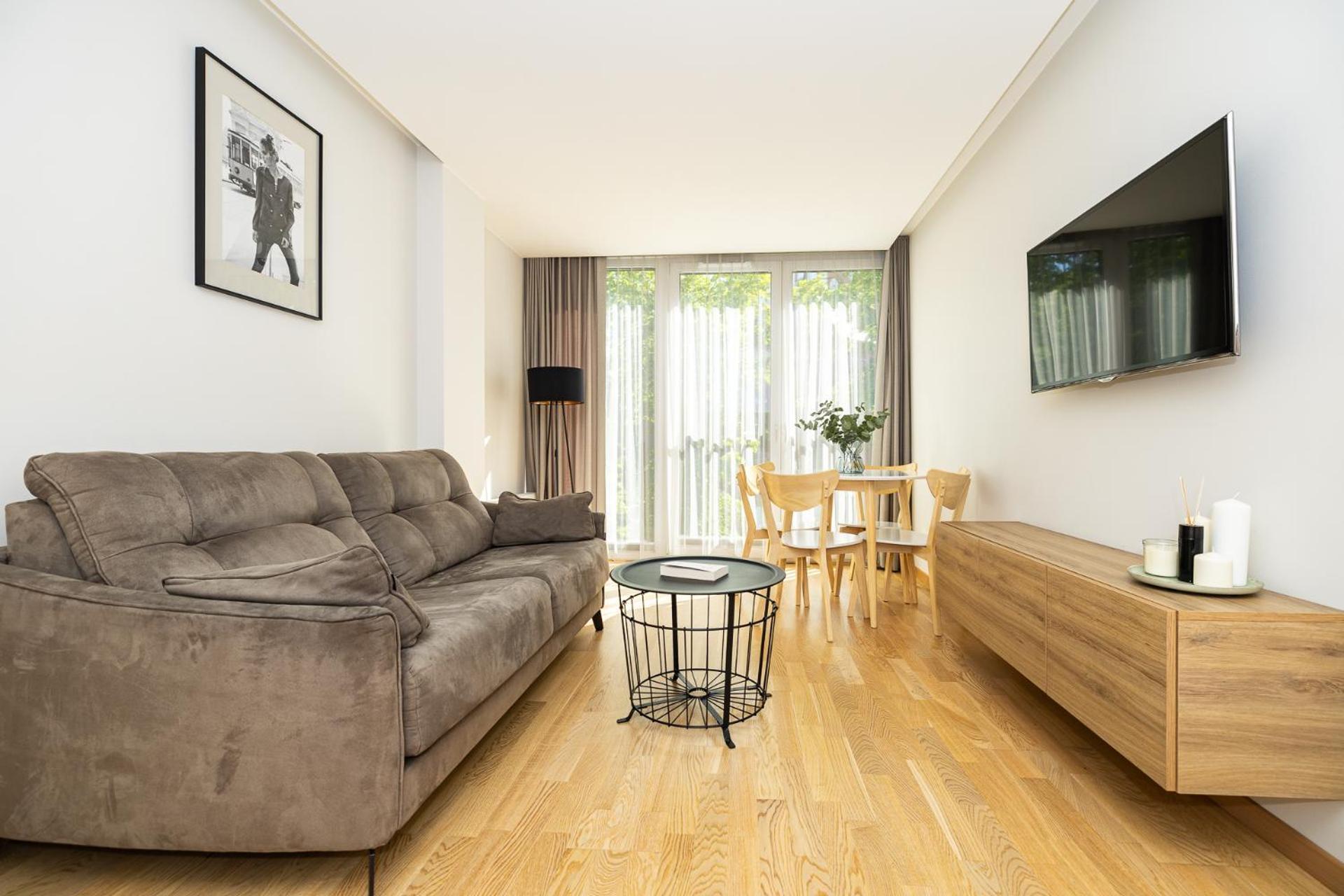 Central Square Apartments Паланга Стая снимка