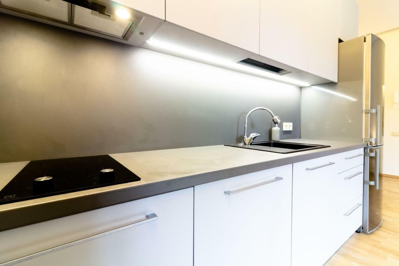 Central Square Apartments Паланга Екстериор снимка